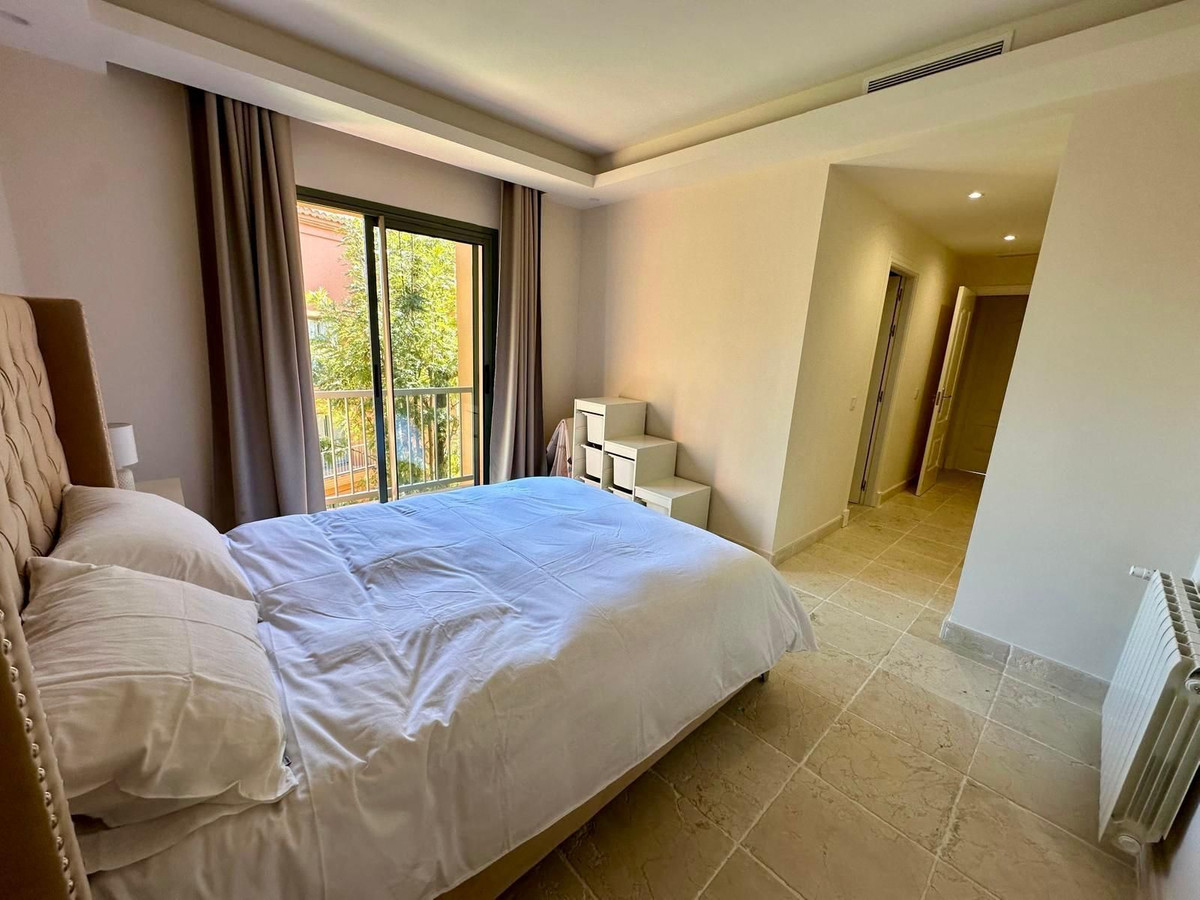 Appartement te koop in Los Flamingos | 3 slaapkamers H5357353