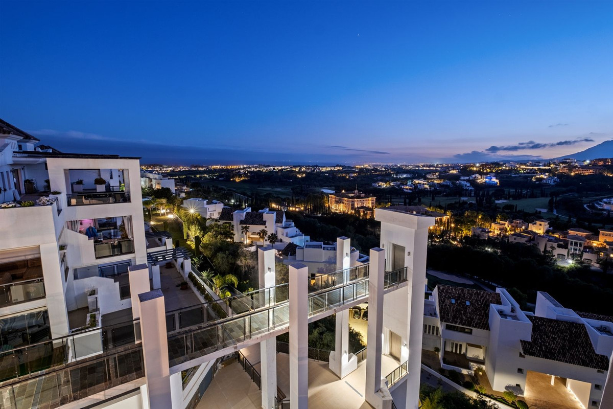 Appartement te koop in Los Flamingos | 3 slaapkamers H5372905