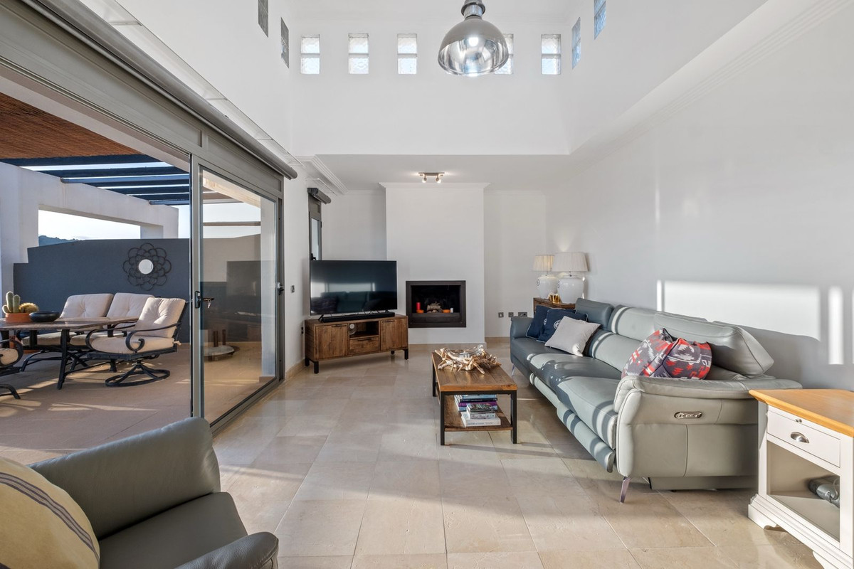 Appartement te koop in Los Flamingos | 3 slaapkamers H5372905
