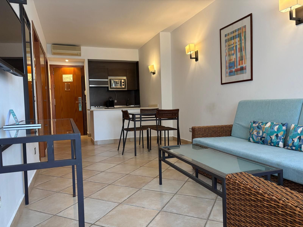 Appartement te koop in Los Flamingos | 1 slaapkamers H5398393
