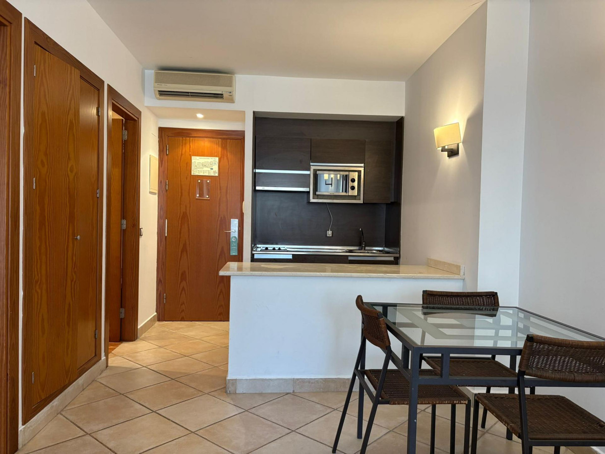 Appartement te koop in Los Flamingos | 1 slaapkamers H5398393