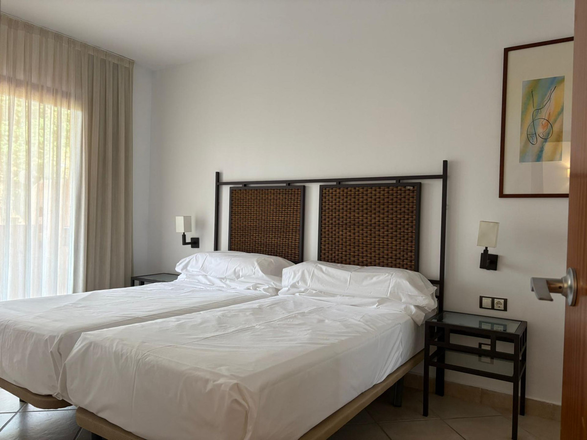 Appartement te koop in Los Flamingos | 1 slaapkamers H5398393