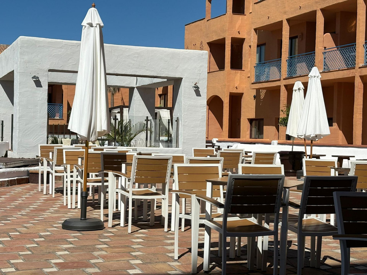 Appartement te koop in Los Flamingos | 1 slaapkamers H5398393