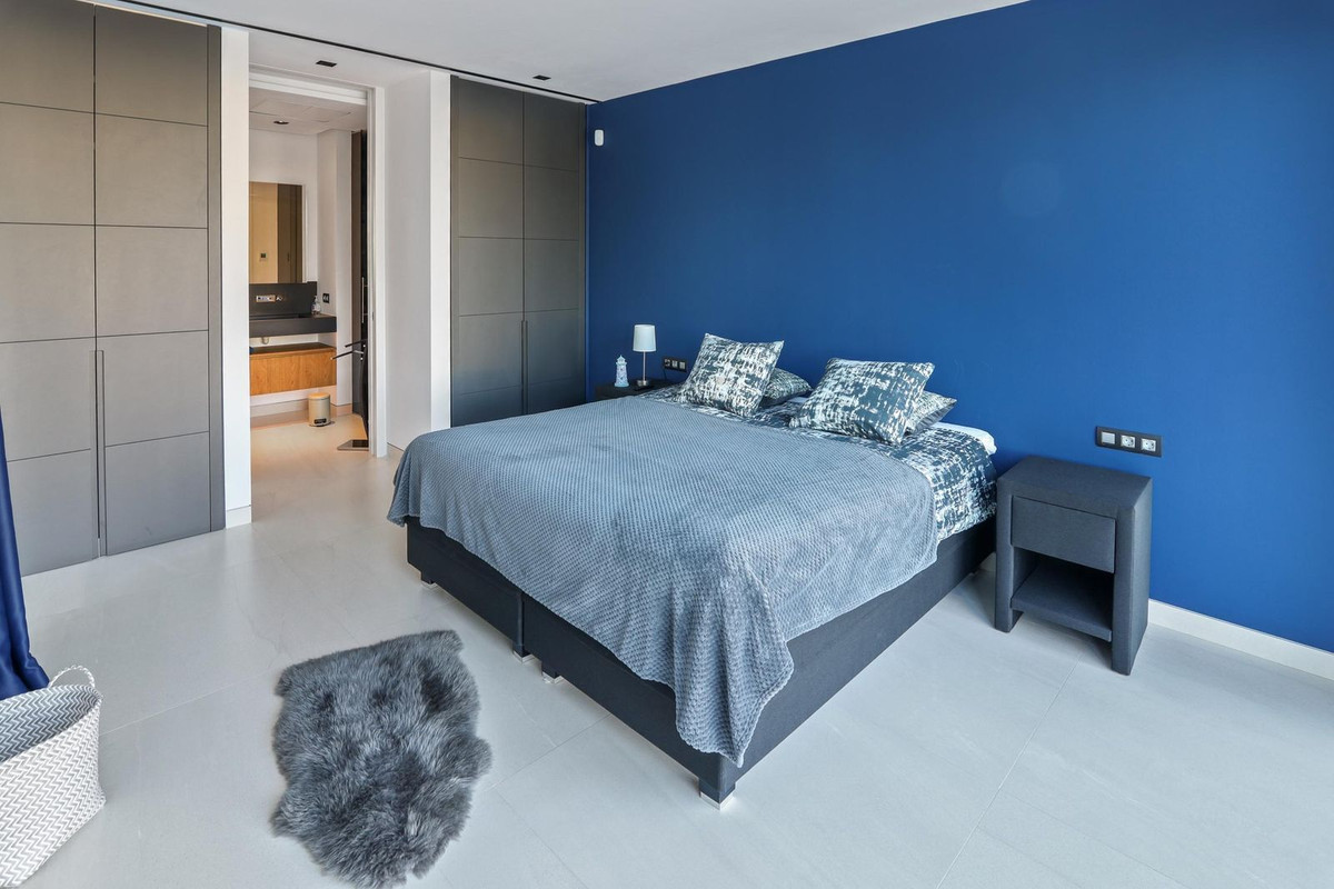 Appartement te koop in Los Flamingos | 6 slaapkamers H5401039