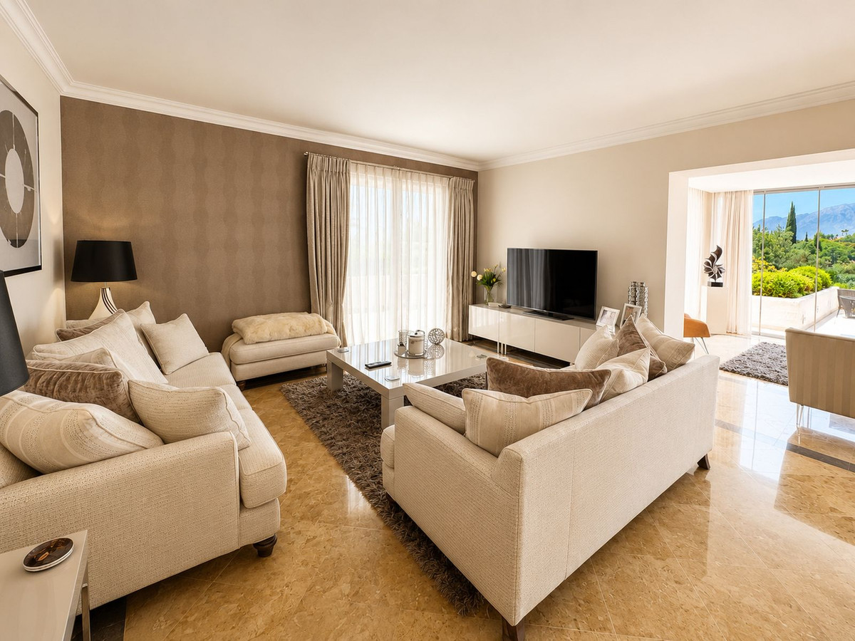 Appartement te koop in Los Flamingos | 3 slaapkamers H5401804