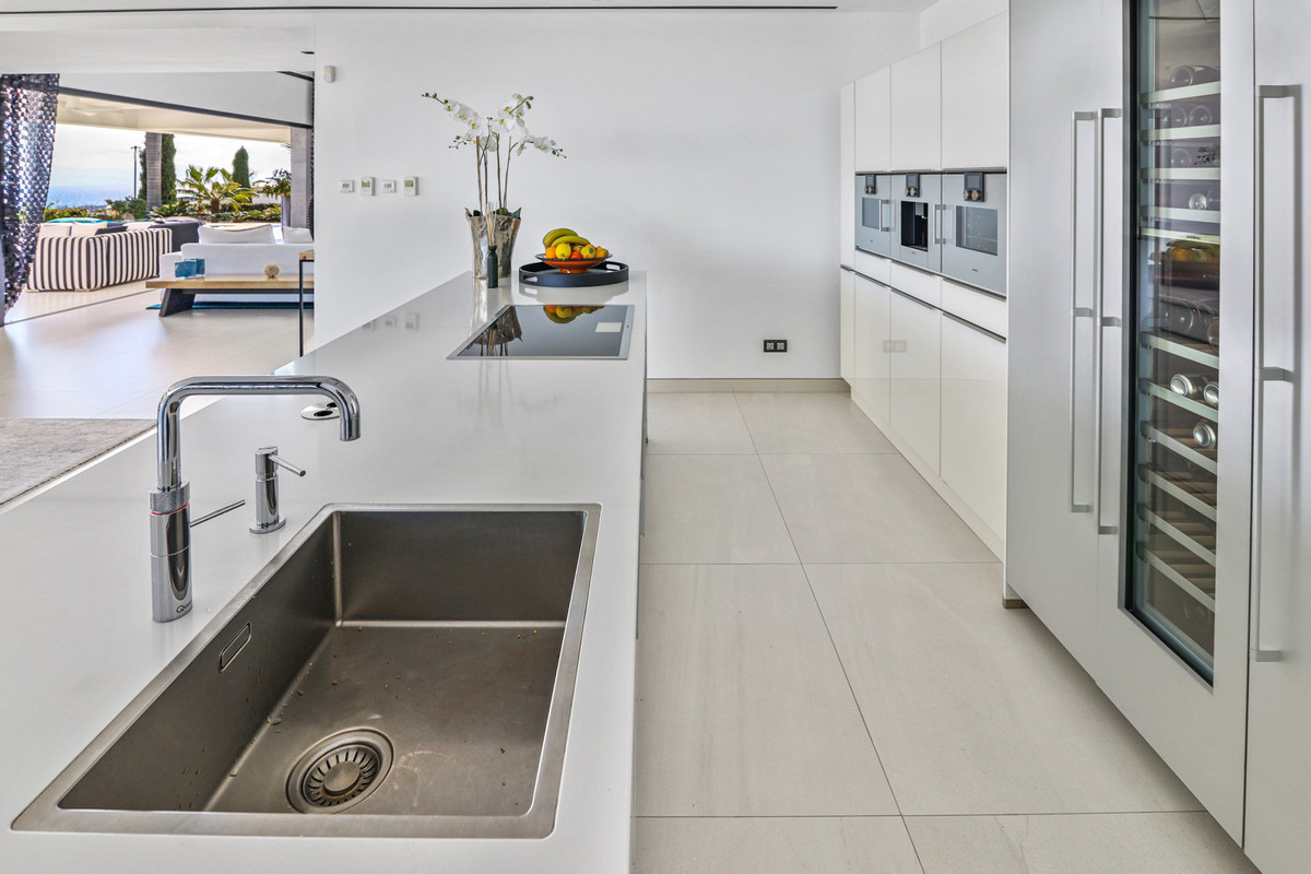 Appartement te koop in Los Flamingos | 6 slaapkamers H5444491