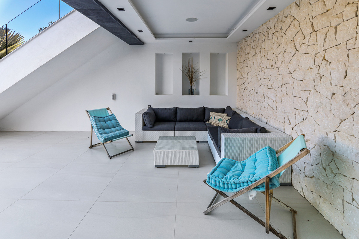 Appartement te koop in Los Flamingos | 6 slaapkamers H5444491