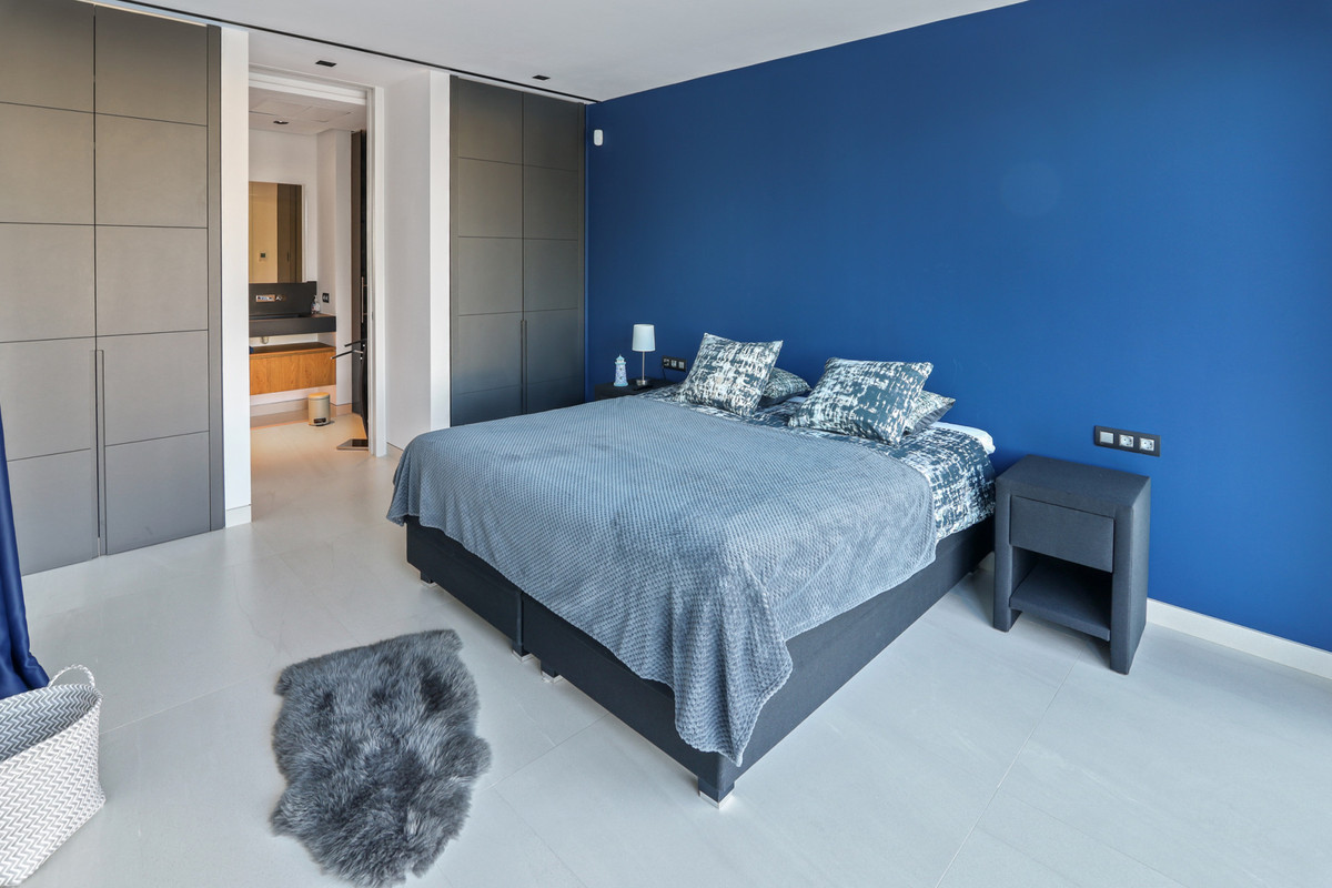Appartement te koop in Los Flamingos | 6 slaapkamers H5444491