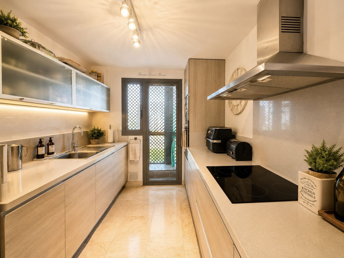 Appartement te koop in Los Flamingos | 2 slaapkamers H5450410