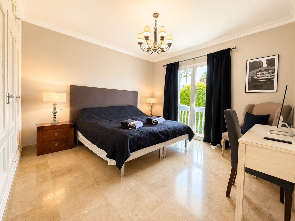 Appartement te koop in Los Flamingos | 2 slaapkamers H5463109