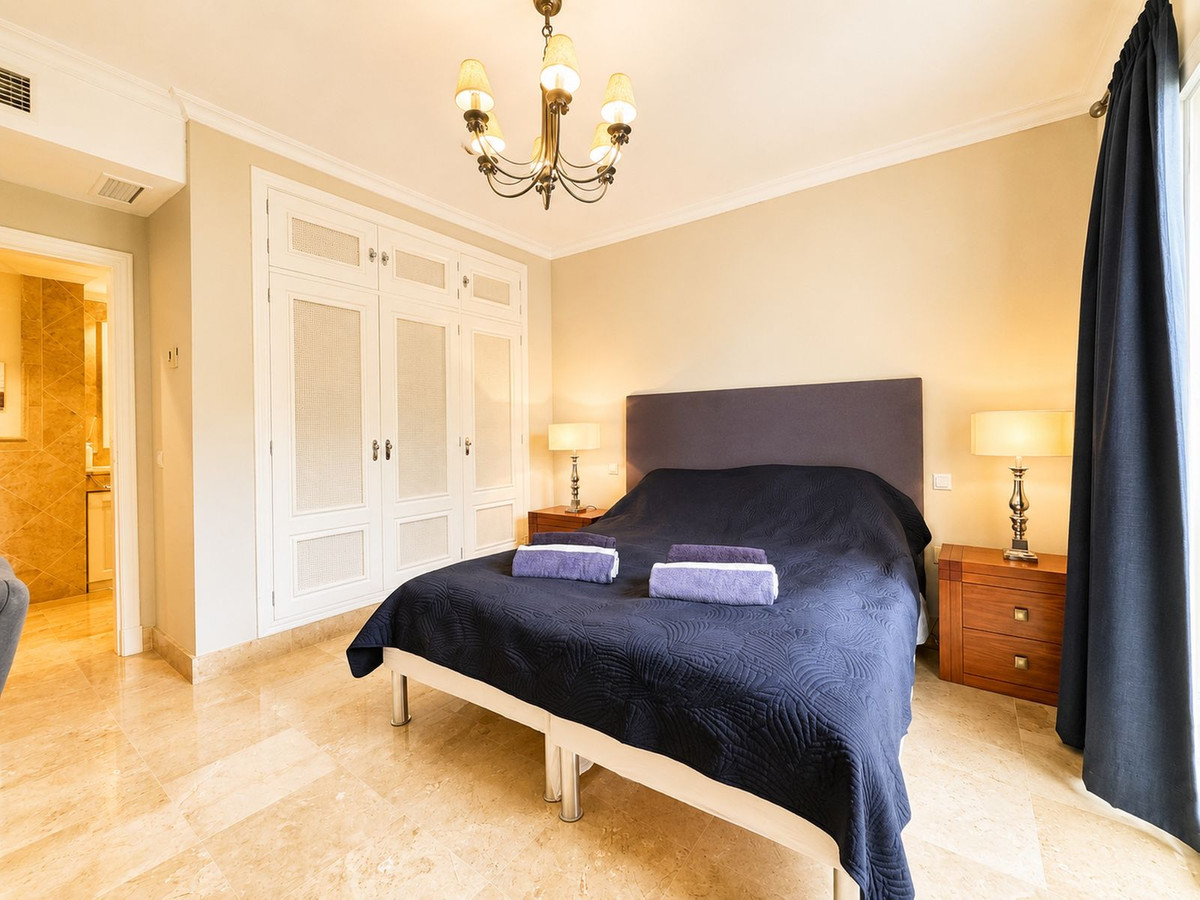 Appartement te koop in Los Flamingos | 2 slaapkamers H5463109