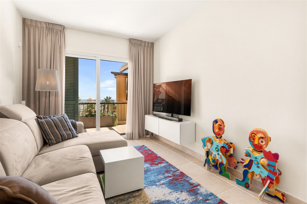 Appartement te koop in Los Flamingos | 4 slaapkamers H5502853