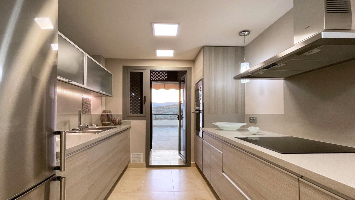 Appartement te koop in Los Flamingos | 3 slaapkamers H5513434
