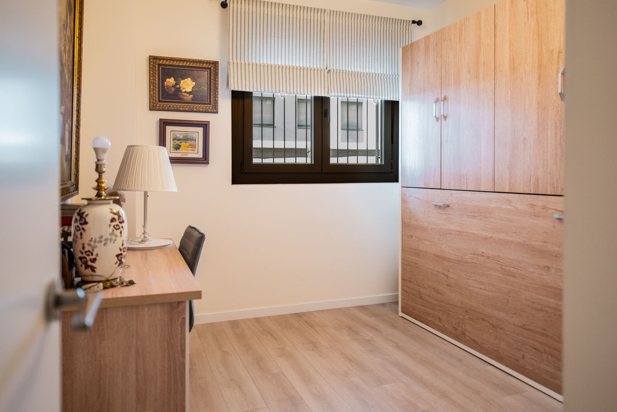 Apartment te koop in Los Guindos | 2 slaapkamers H5003947