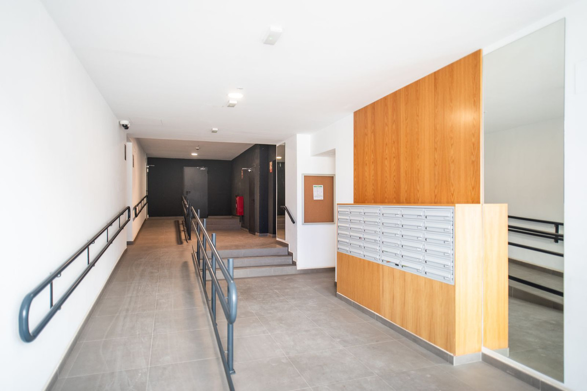 Apartment te koop in Los Guindos | 2 slaapkamers H5003947