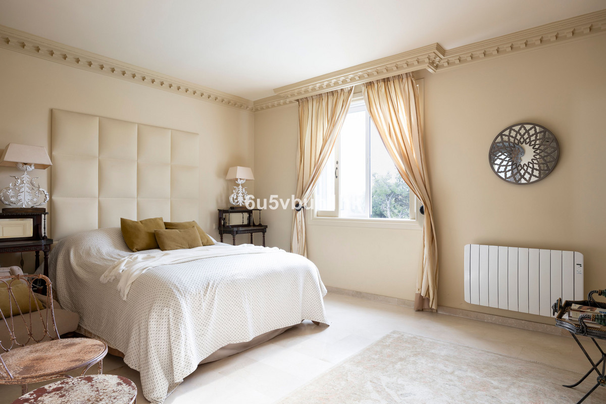 Penthouse te koop in Los Monteros | 3 slaapkamers H4884940