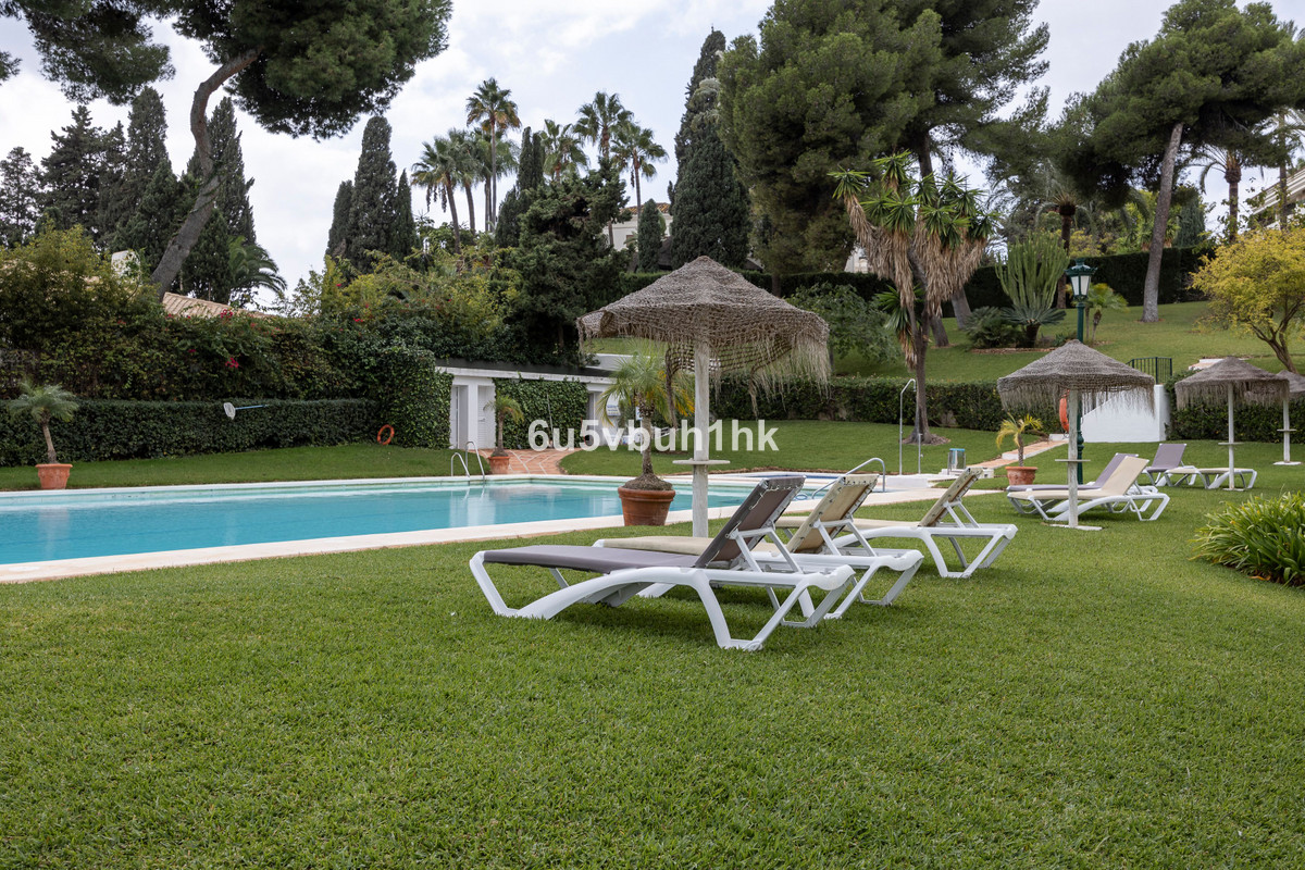 Penthouse te koop in Los Monteros | 3 slaapkamers H4884940