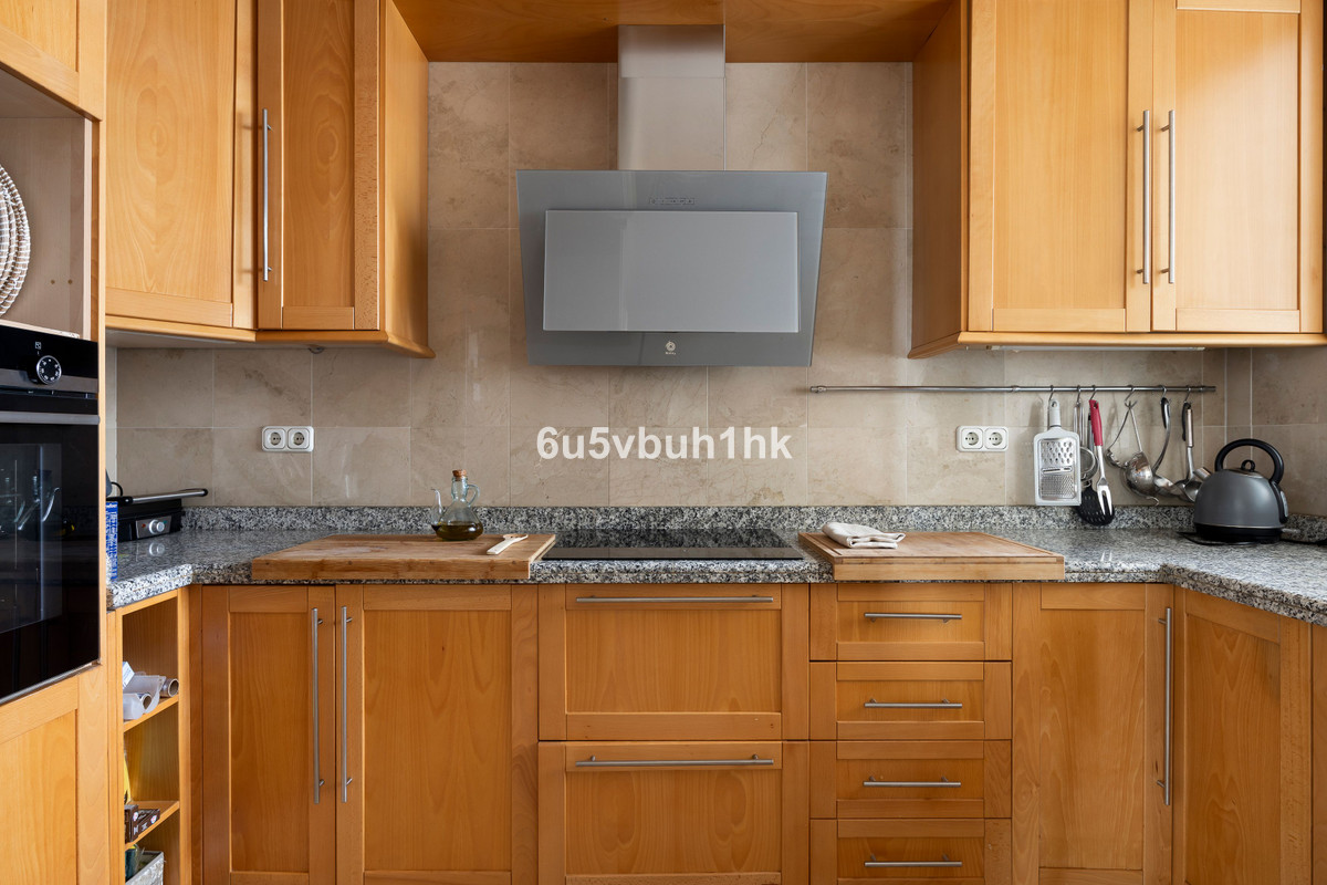 Penthouse te koop in Los Monteros | 3 slaapkamers H4884940