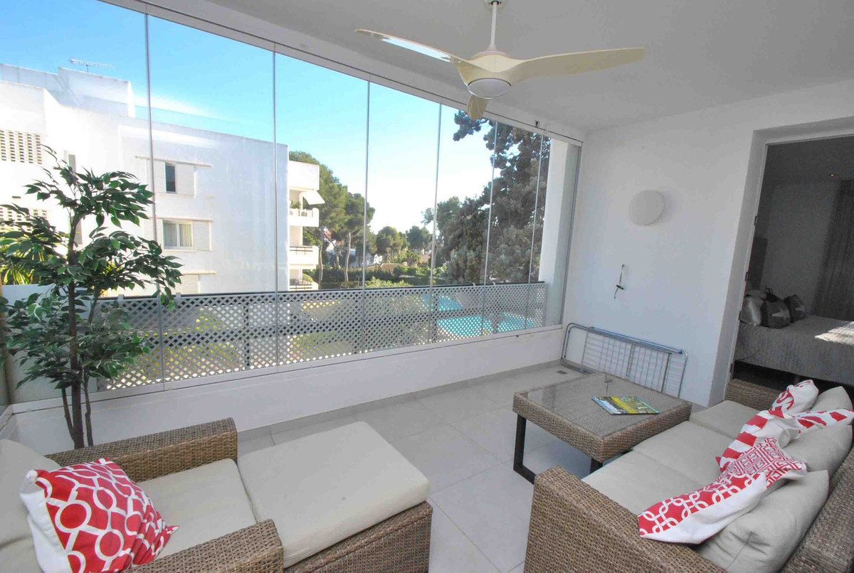 Tussenverdieping Appartement in Los Monteros-16