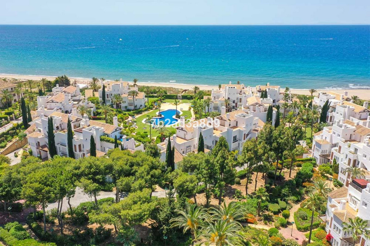 Tussenverdieping Appartement in Los Monteros-10