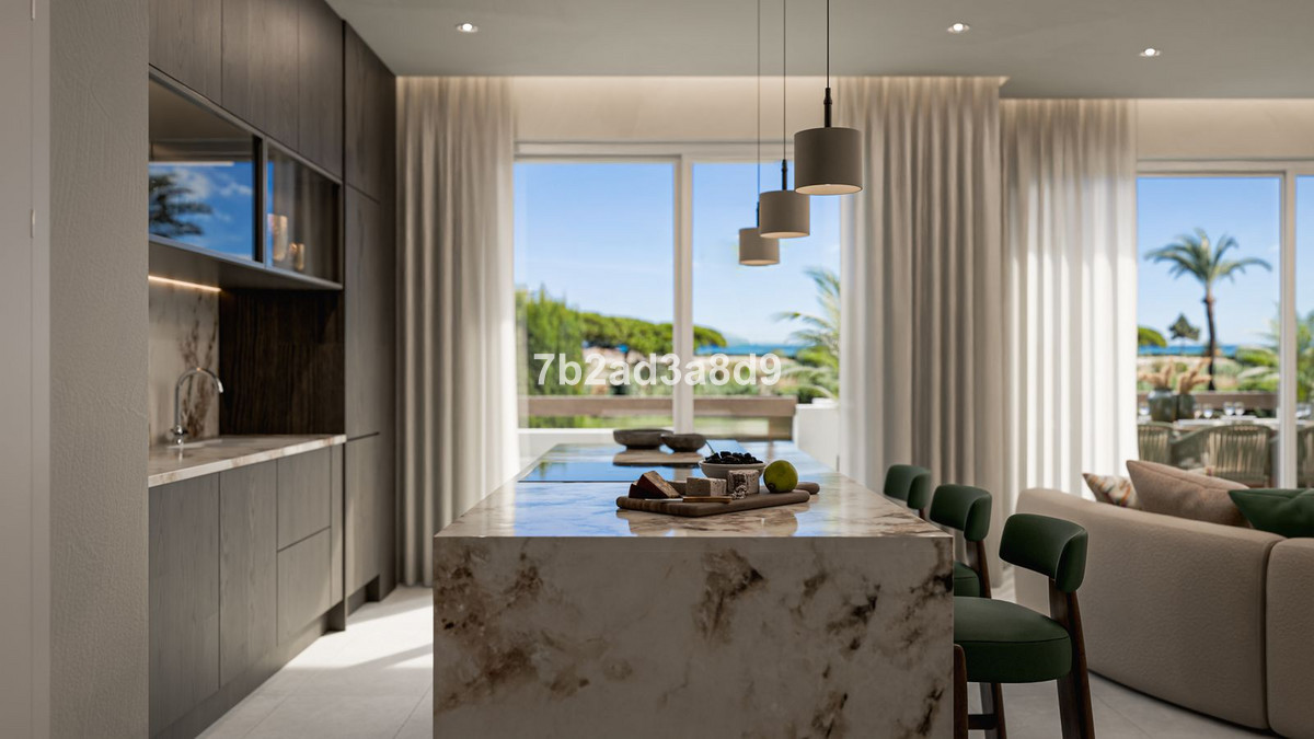 Tussenverdieping Appartement in Los Monteros-4
