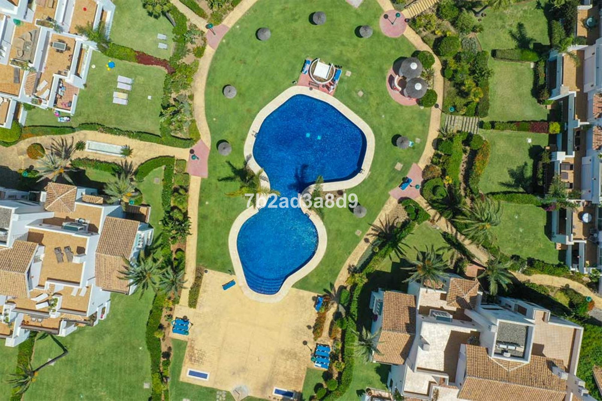 Tussenverdieping Appartement in Los Monteros-7