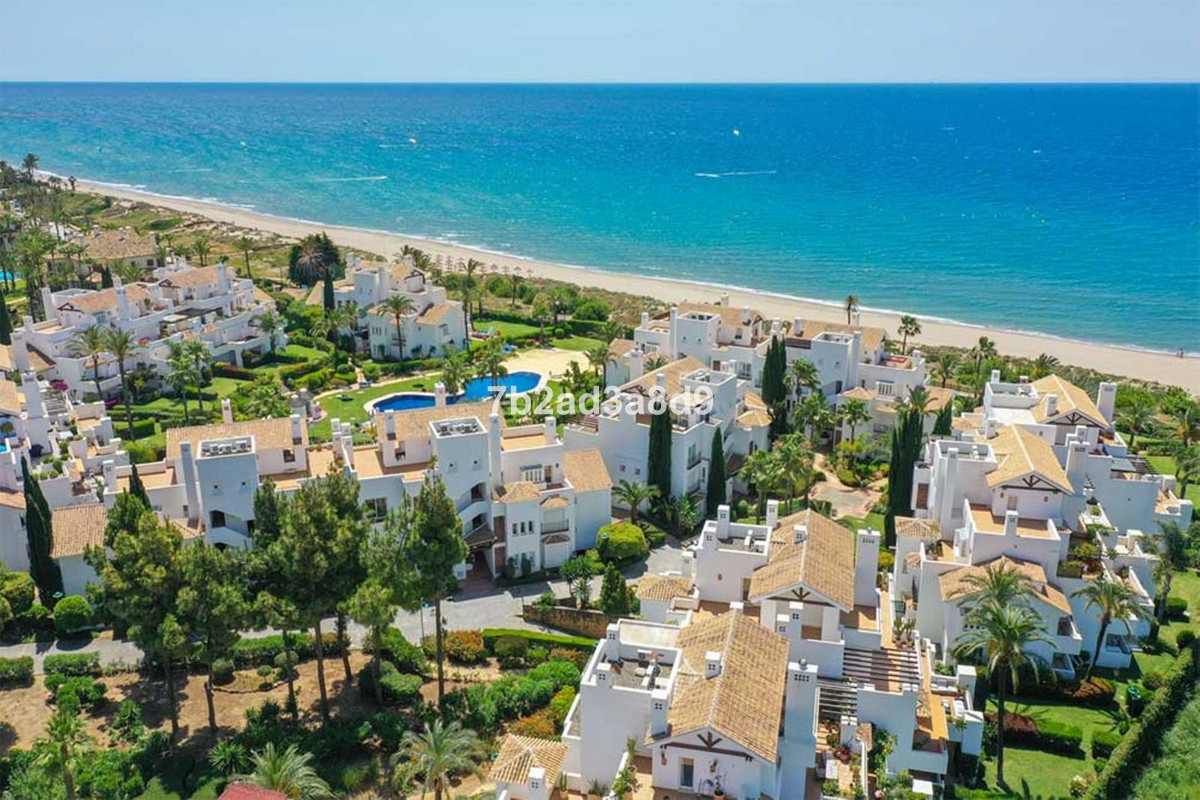 Tussenverdieping Appartement in Los Monteros-9