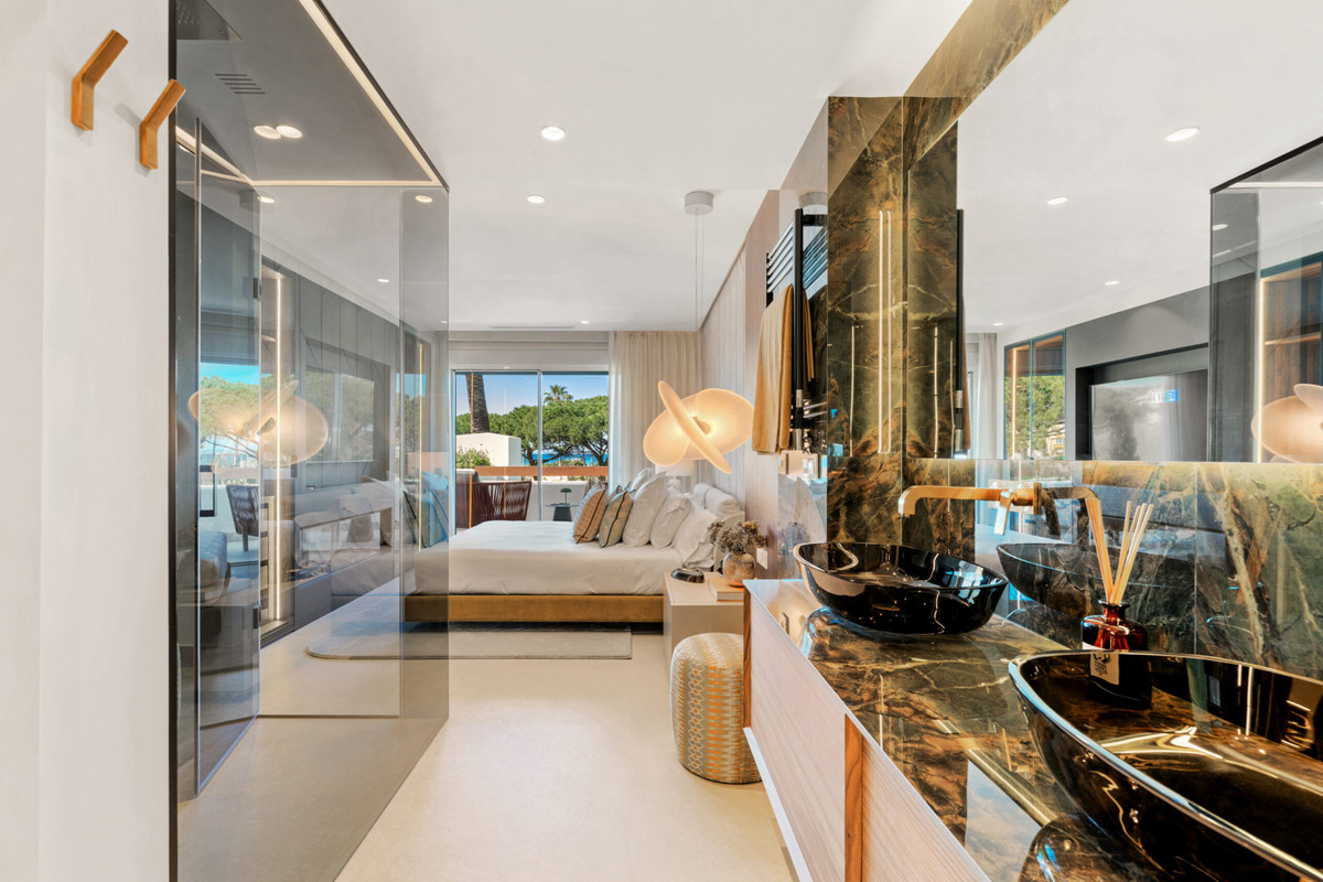 Tussenverdieping Appartement in Los Monteros-15