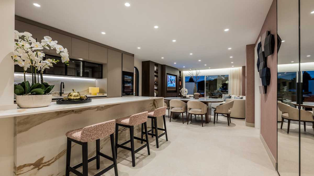 Tussenverdieping Appartement in Los Monteros-4