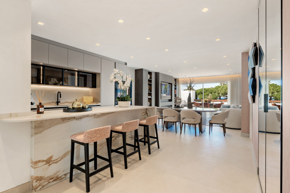 Tussenverdieping Appartement in Los Monteros-5