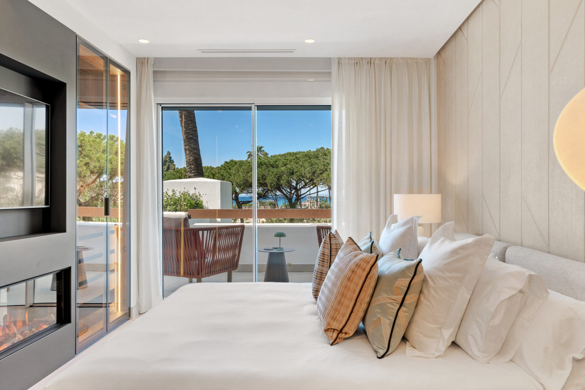 Tussenverdieping Appartement in Los Monteros-9