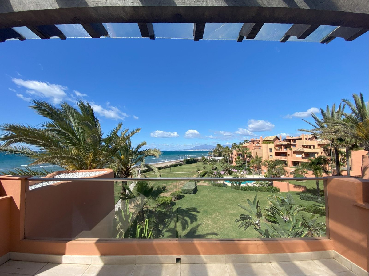 Penthouse in Los Monteros-2