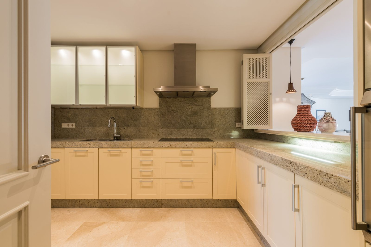 Penthouse in Los Monteros-20