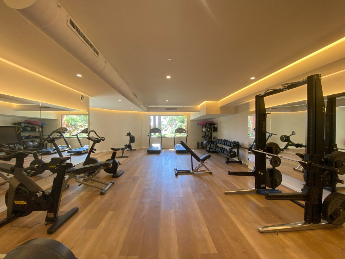 Penthouse in Los Monteros-31