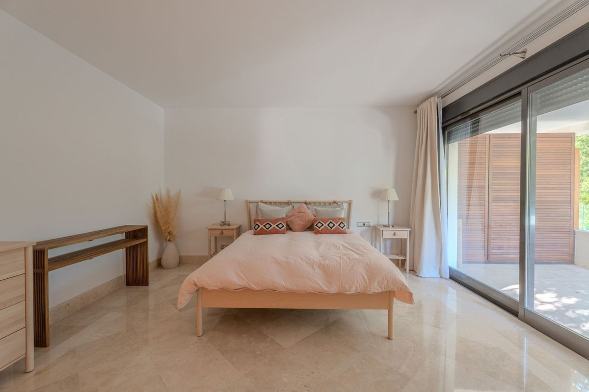 Tussenverdieping Appartement in Los Monteros-11