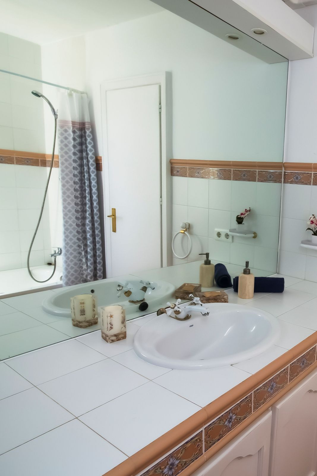 Appartement te koop in Los Monteros | 2 slaapkamers H5073091