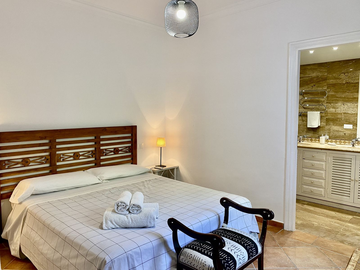 Huis te koop in Los Monteros | 4 slaapkamers H5139067