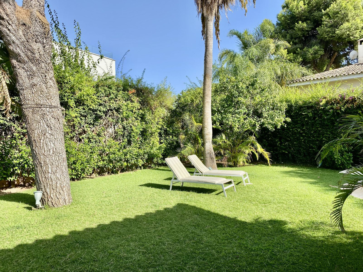 Huis te koop in Los Monteros | 4 slaapkamers H5139067