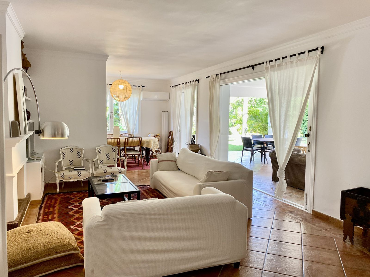 Huis te koop in Los Monteros | 4 slaapkamers H5139067