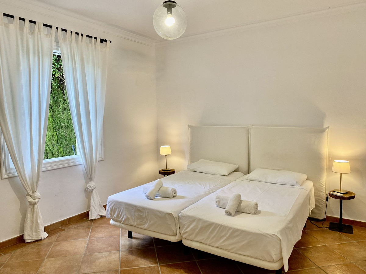 Huis te koop in Los Monteros | 4 slaapkamers H5139067