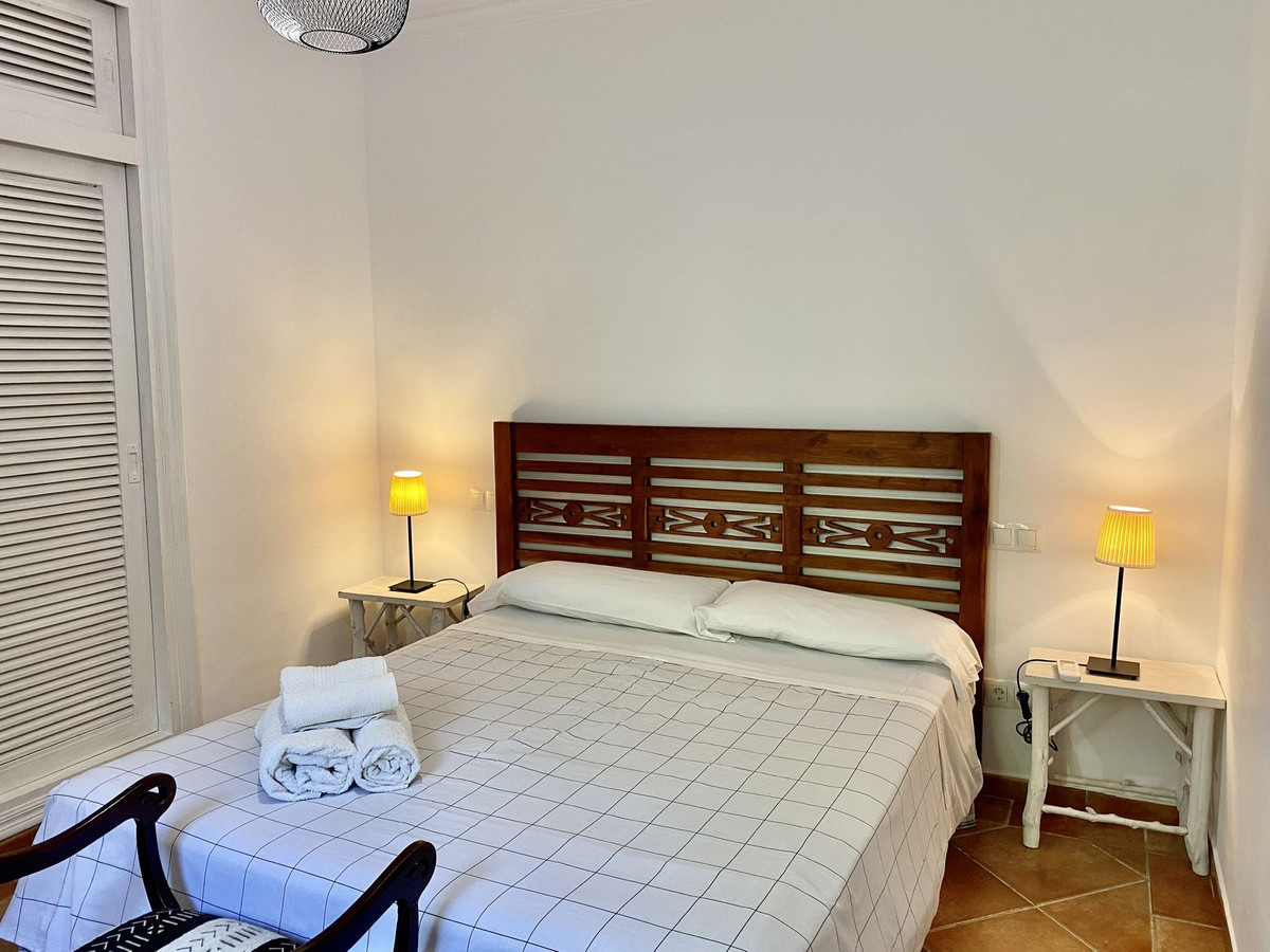 Huis te koop in Los Monteros | 4 slaapkamers H5139067