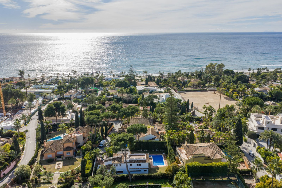 Huis te koop in Los Monteros | 5 slaapkamers H5294128
