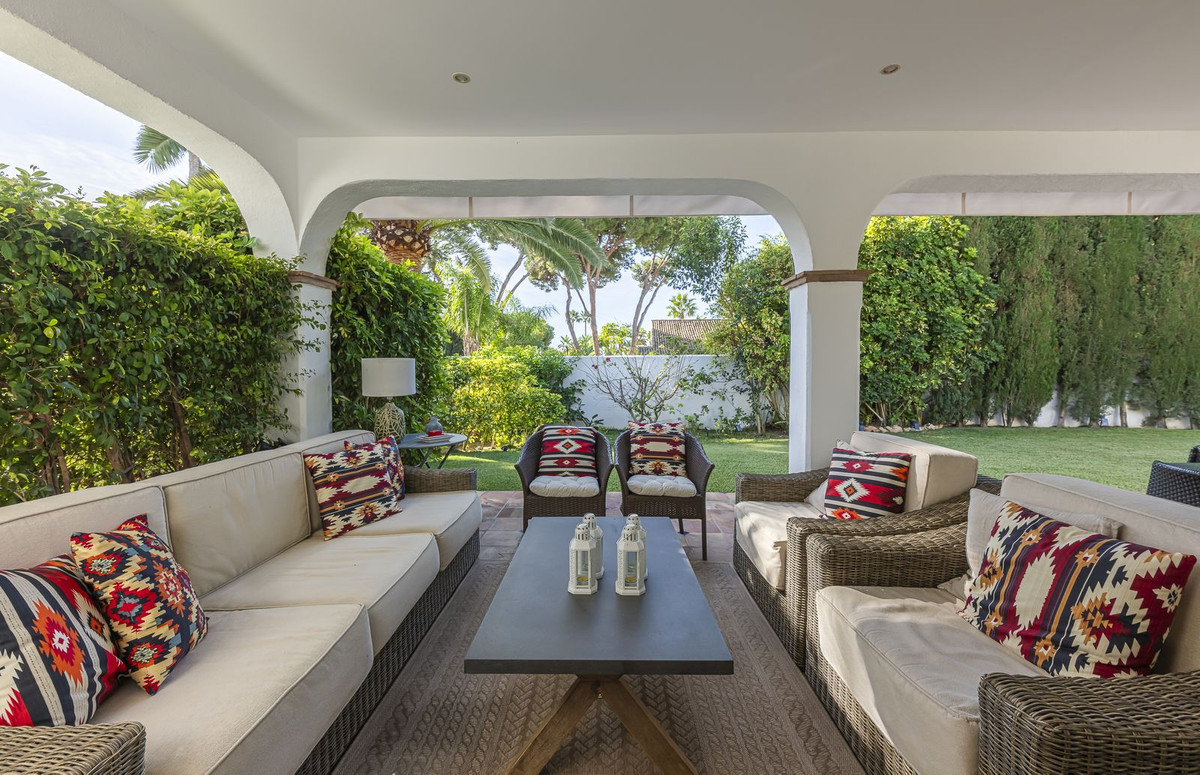 Huis te koop in Los Monteros | 5 slaapkamers H5294128