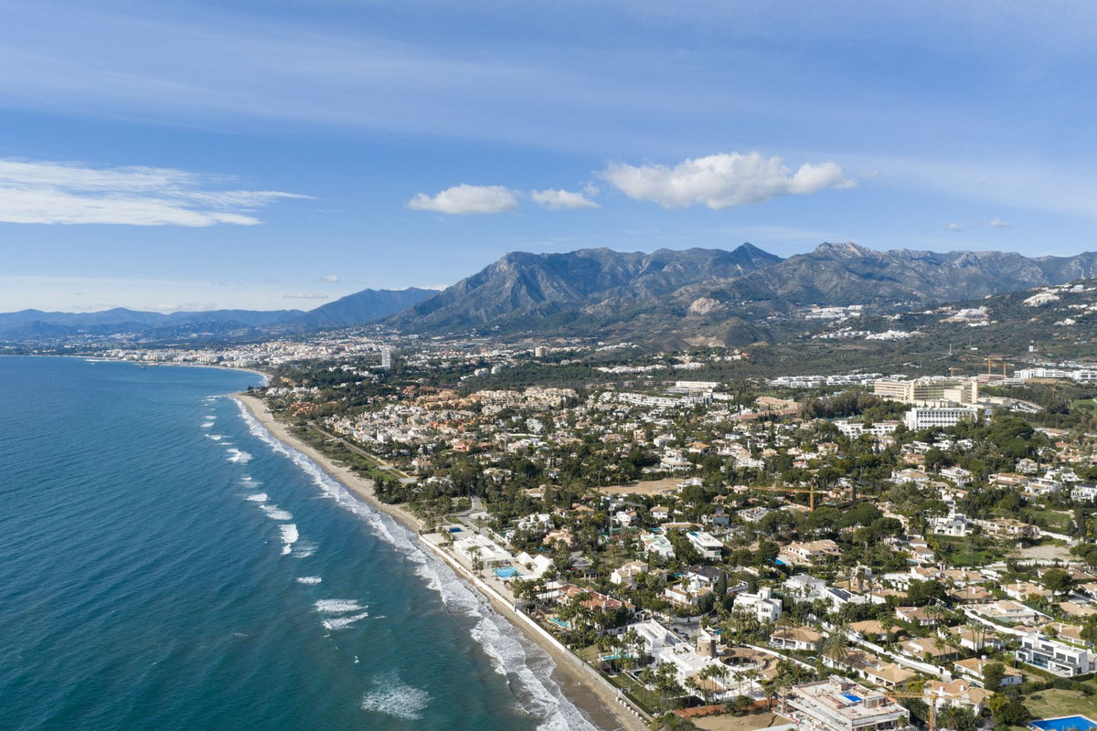 Huis te koop in Los Monteros | 5 slaapkamers H5294128