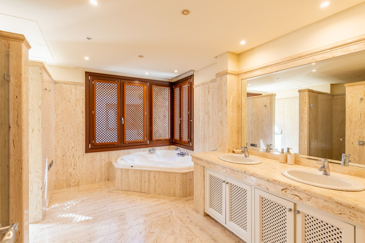 Property main view 16
