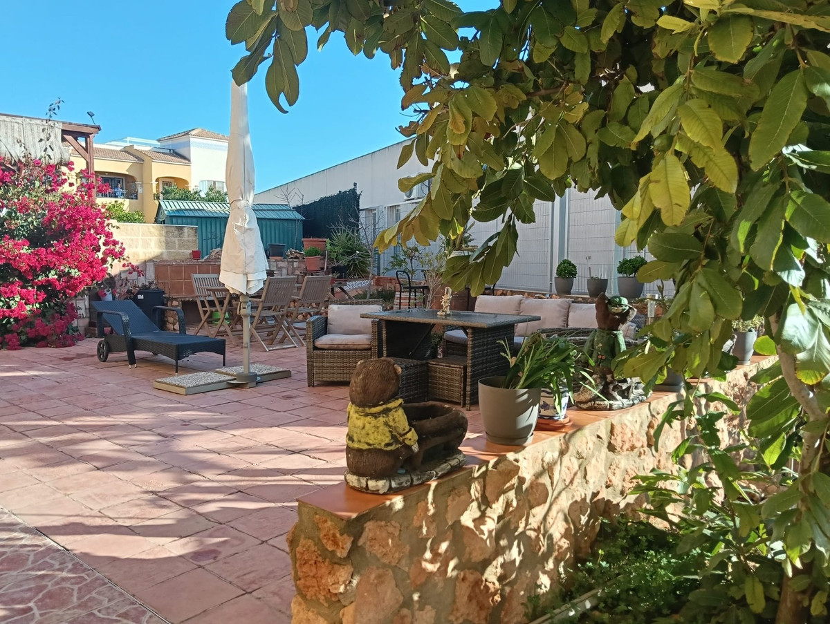 Appartement te koop in Los Montesinos | 2 slaapkamers H5257195