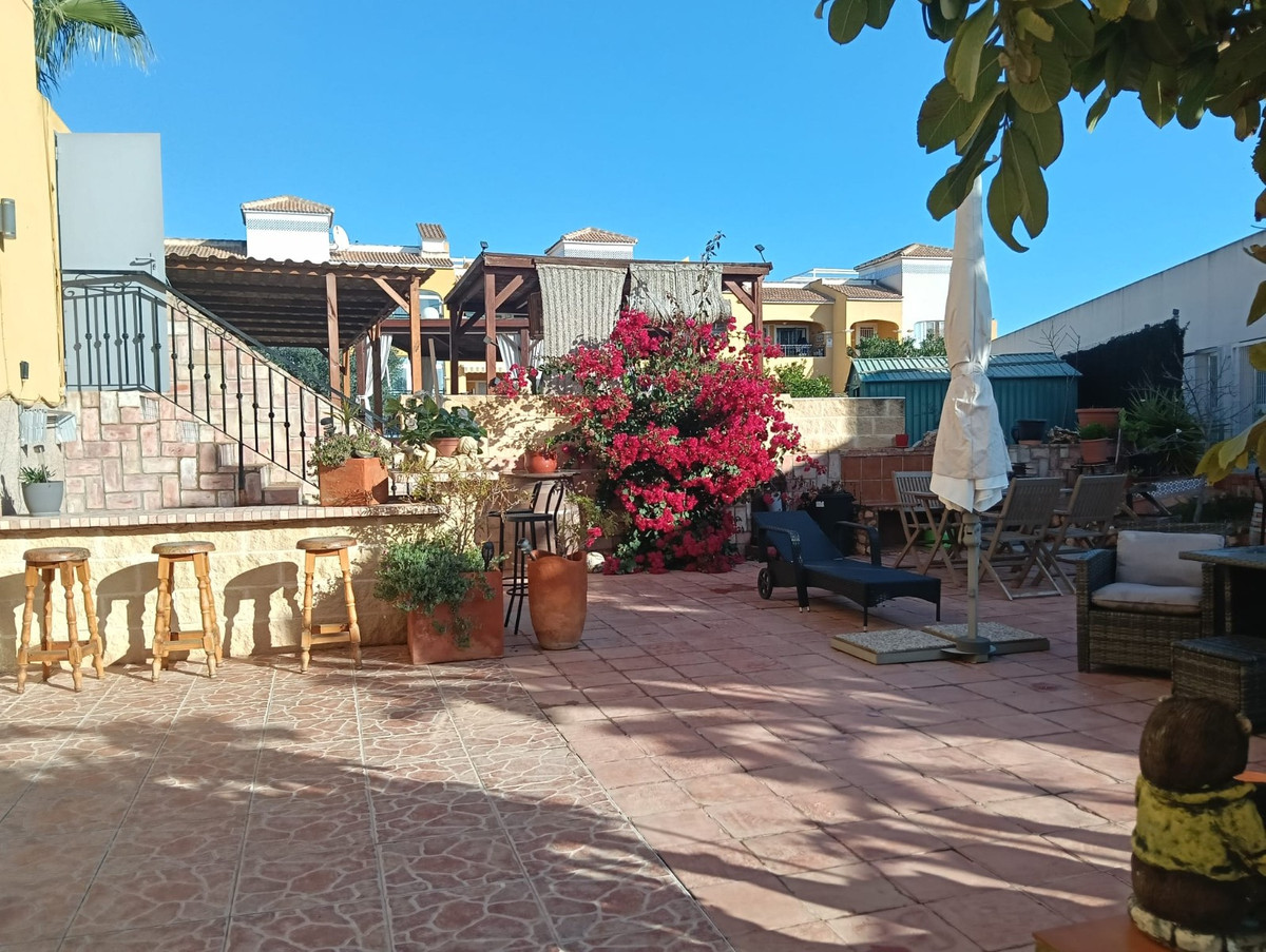 Appartement te koop in Los Montesinos | 2 slaapkamers H5257195