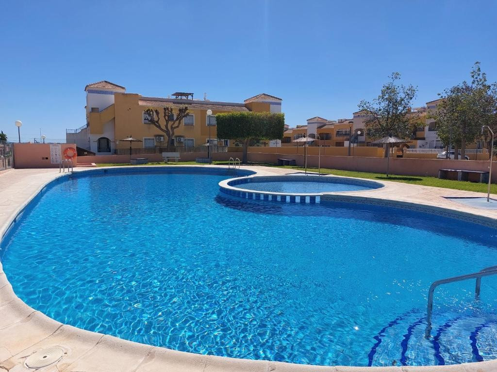 Appartement te koop in Los Montesinos | 2 slaapkamers H5257195