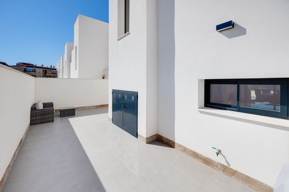 Huis te koop in Los Montesinos | 3 slaapkamers H5292271