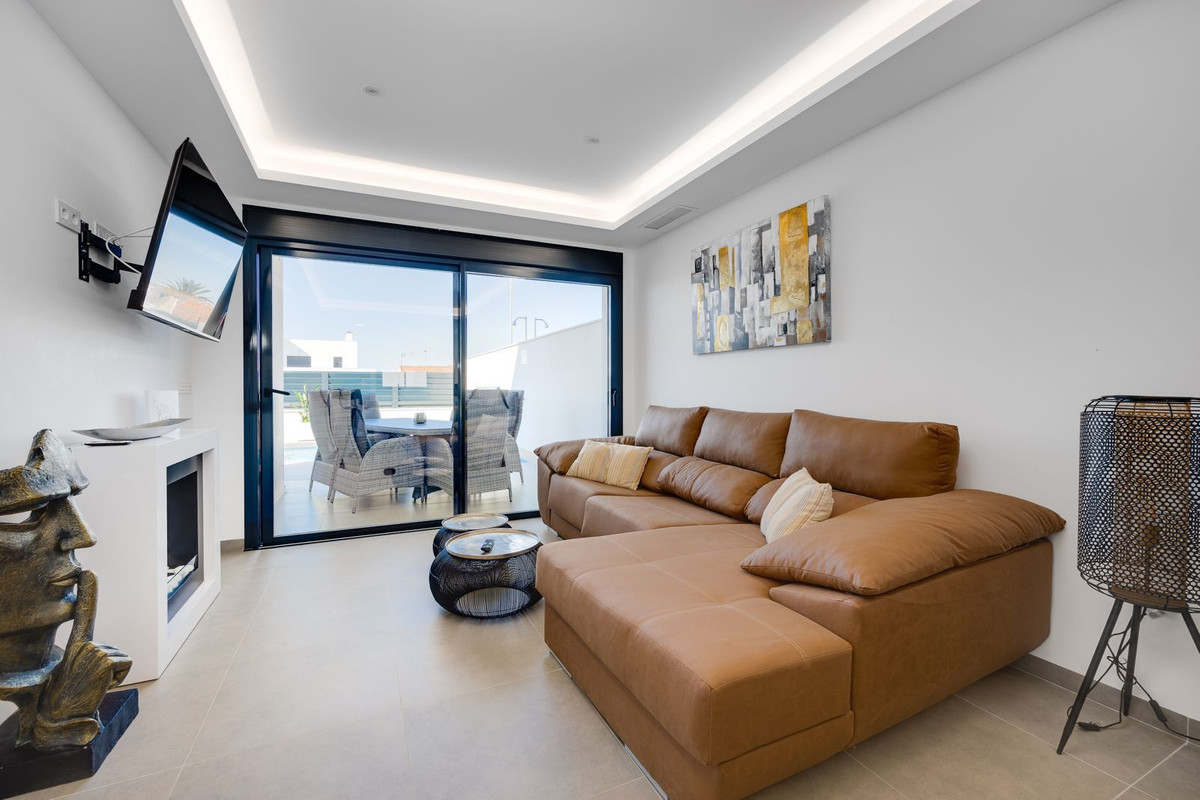 Huis te koop in Los Montesinos | 3 slaapkamers H5292271